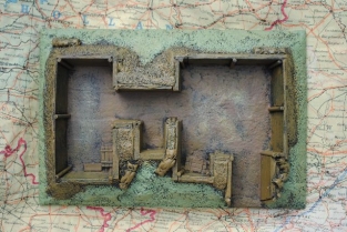 EM.6504  REDOUBT diorama 1940 - 1945.